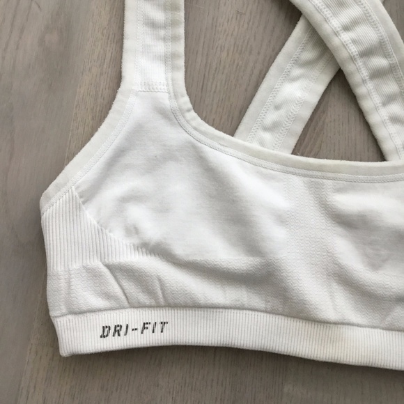 Nike White / Cream Dri-Fit Lightweight Cross Back Sports Bra - Picture 6 of 7